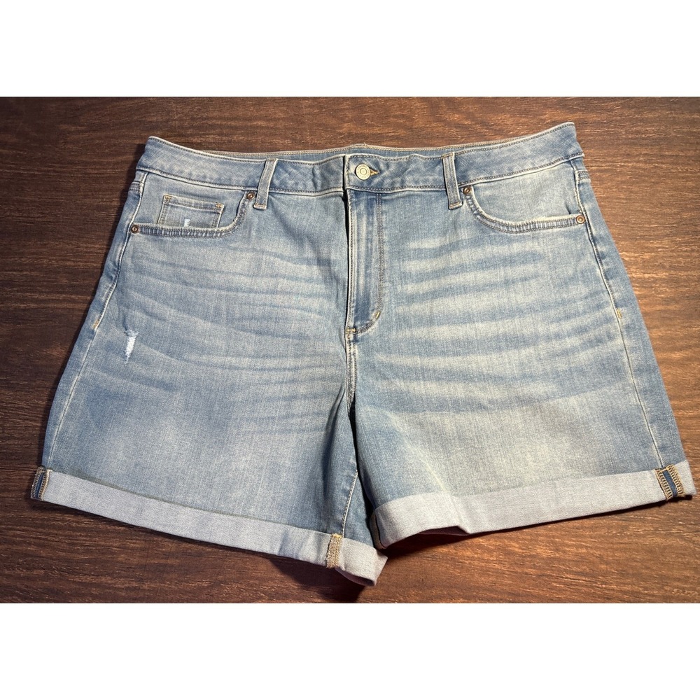 Sonoma Goods For Life Shorts Womens 18 Blue Denim Cuffed Hem Stretch Light Wash